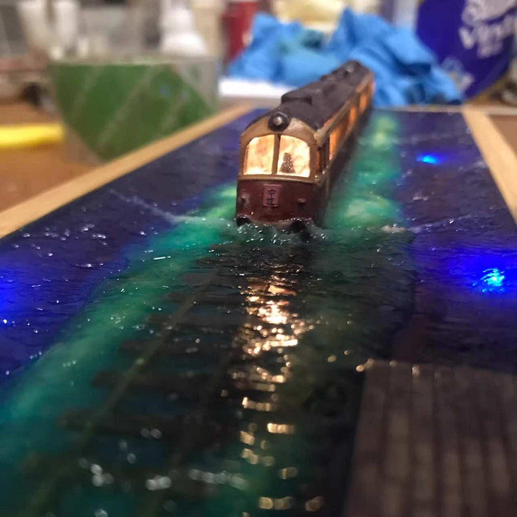 Artisan 3D Miniature Scenes - Water Train - eulique shop